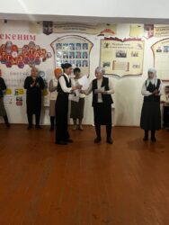 Мектеп олимпиадасынын жеңүүчүлөрү!