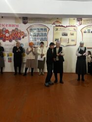 Мектеп олимпиадасынын жеңүүчүлөрү!