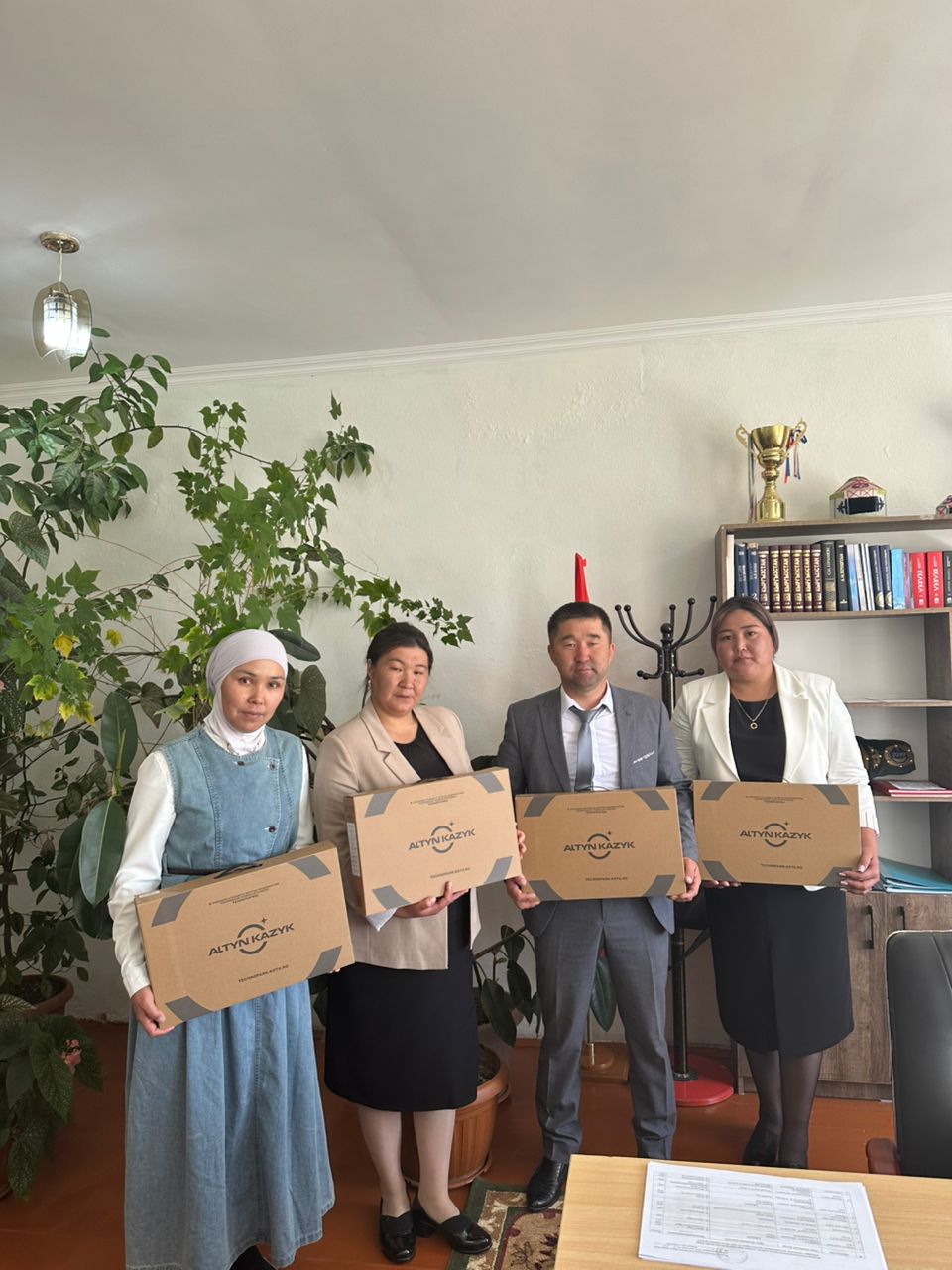 «Алтын казык» билим берүү программасы