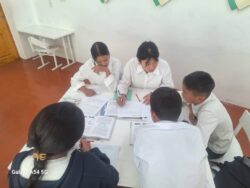 Шаршенбек кызы Жылдыз-физика мугалими